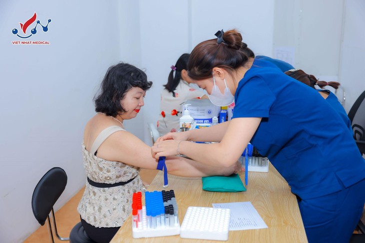 Lan tỏa yêu thương, đồng hành cùng cộng đồng- Ảnh 2. Lan tỏa yêu thương, đồng hành cùng cộng đồng- Ảnh 2.