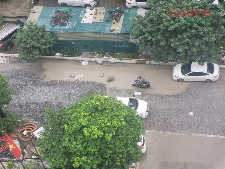Hà Nội: Không những tiếp tục chậm tiến độ, Dự án D20 Cầu Giấy còn tăng nguy cơ tai nạn giao thông- Ảnh 7.