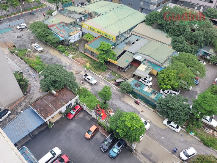 Hà Nội: Không những tiếp tục chậm tiến độ, Dự án D20 Cầu Giấy còn tăng nguy cơ tai nạn giao thông- Ảnh 6.