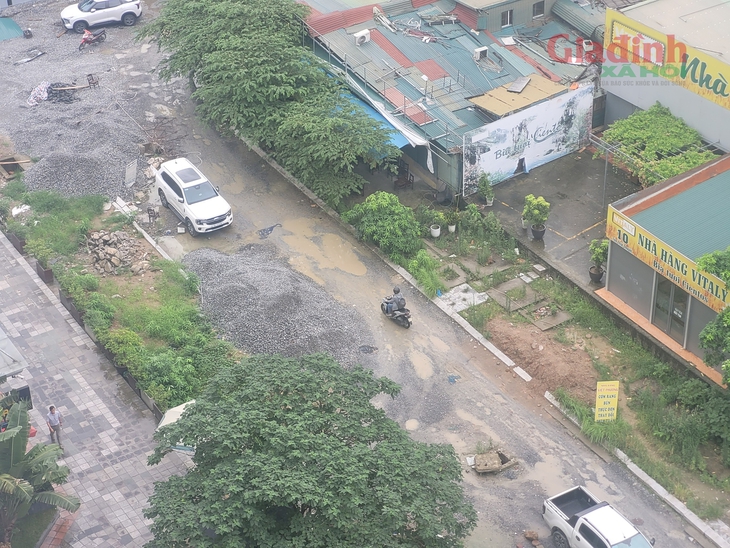 Hà Nội: Không những tiếp tục chậm tiến độ, Dự án D20 Cầu Giấy còn tăng nguy cơ tai nạn giao thông- Ảnh 2.