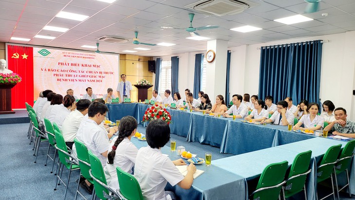 Bệnh viện Mắt Hải Phòng nhận chuyển giao kỹ thuật chuyên sâu về nhãn khoa- Ảnh 1. Bệnh viện Mắt Hải Phòng nhận chuyển giao kỹ thuật chuyên sâu về nhãn khoa- Ảnh 1.