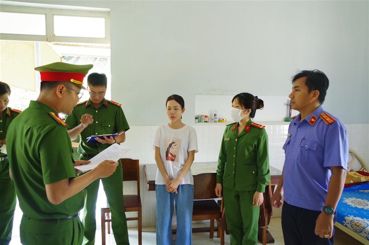 Giả danh nữ doanh nhân thành đạt lừa đảo hơn 800 triệu đồng- Ảnh 1.