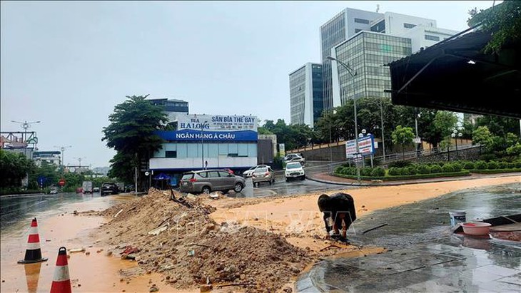 Mưa lũ làm 5 người thương vong, gây nhiều thiệt hại tại một số địa phương- Ảnh 2.