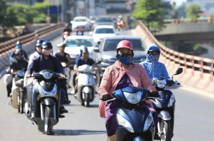Mưa chấm dứt, miền Bắc trở lại oi nóng- Ảnh 2. Mưa chấm dứt, miền Bắc trở lại oi nóng- Ảnh 2.