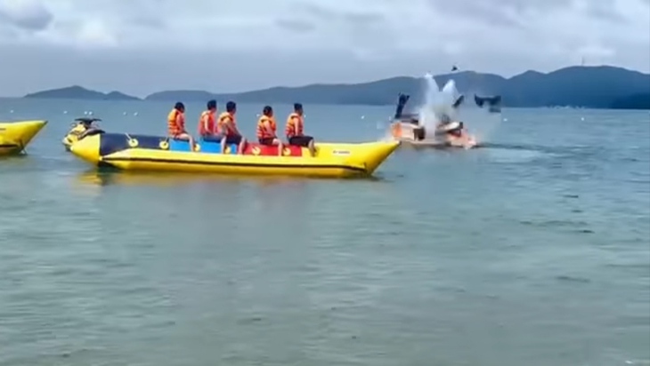 Quảng Ninh: Mô tô nước phát nổ trên biển Cô Tô- Ảnh 1.