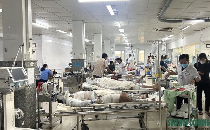 Danh tính 9 công nhân bị bỏng nặng do tai nạn lao động đang cấp cứu tại Bệnh viện tỉnh Bình Dương- Ảnh 2. Danh tính 9 công nhân bị bỏng nặng do tai nạn lao động đang cấp cứu tại Bệnh viện tỉnh Bình Dương- Ảnh 2.