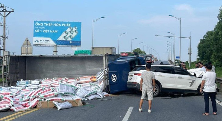 Thông tin mới nhất vụ TNGT trên cao tốc Nội Bài - Lào Cai- Ảnh 2.