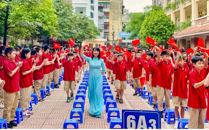 Hà Nội bắt đầu đăng ký tuyển sinh vào lớp 6