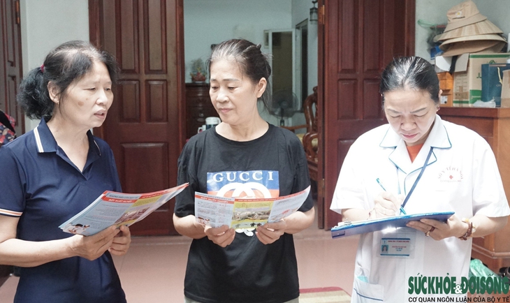 Số ca tay chân miệng, ho gà, sốt xuất huyết ở Hà Nội đều tăng so với cùng kỳ - Ảnh 1. Số ca tay chân miệng, ho gà, sốt xuất huyết ở Hà Nội đều tăng so với cùng kỳ - Ảnh 1.