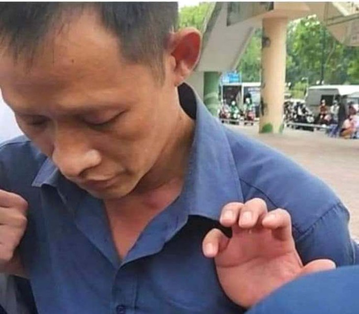 Kẻ sát hại 2 mẹ con ở Hải Dương bị bắt giữ sau nửa tháng lẩn trốn- Ảnh 1. Kẻ sát hại 2 mẹ con ở Hải Dương bị bắt giữ sau nửa tháng lẩn trốn- Ảnh 1.