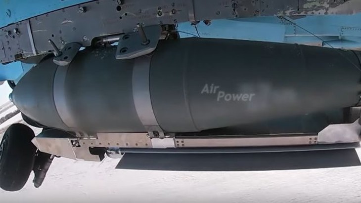 Nga thử nghiệm bom xuyên bê tông với tiêm kích Su-30SM2- Ảnh 2. Nga thử nghiệm bom xuyên bê tông với tiêm kích Su-30SM2- Ảnh 2.