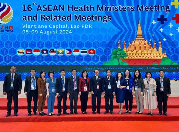 Bộ trưởng Bộ Y tế Đào Hồng Lan tham dự Hội nghị Bộ trưởng Y tế ASEAN lần thứ 16 và các Hội nghị liên quan
- Ảnh 1.