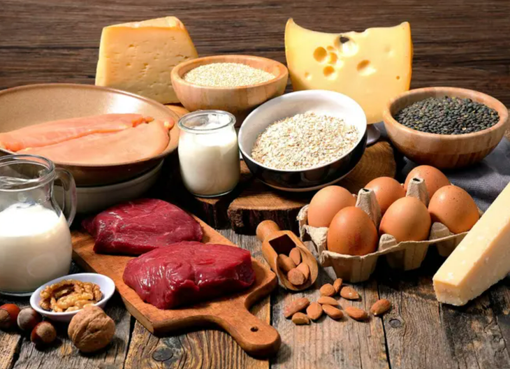 Nếu thiếu vitamin B12 cơ thể có biểu hiện ra sao, cách bổ sung thế nào?- Ảnh 1. Nếu thiếu vitamin B12 cơ thể có biểu hiện ra sao, cách bổ sung thế nào?- Ảnh 1.