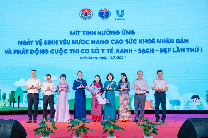 Tăng cường thực hiện xây dựng cơ sở y tế Xanh - Sạch - Đẹp để người dân được thụ hưởng lợi ích- Ảnh 1. Tăng cường thực hiện xây dựng cơ sở y tế Xanh - Sạch - Đẹp để người dân được thụ hưởng lợi ích- Ảnh 1.