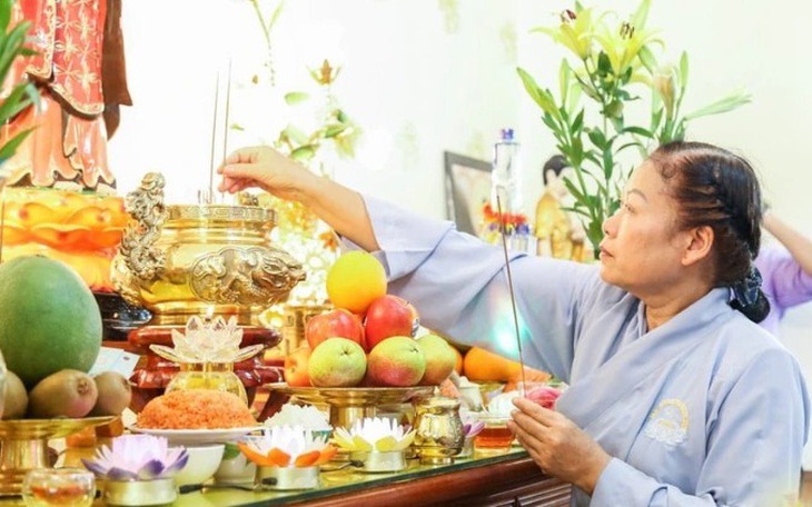 Ngày Rằm tháng 7 năm 2024 gồm những lễ cúng nào, tiến hành sao cho đúng?
