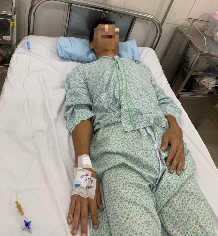 Vụ nhóm người bị hành hung ở Bến xe Giáp Bát: 4 người bị thương tích- Ảnh 1. Vụ nhóm người bị hành hung ở Bến xe Giáp Bát: 4 người bị thương tích- Ảnh 1.