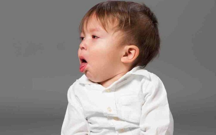 5 lý do khiến trẻ bị ho kéo dài cha mẹ cần biết