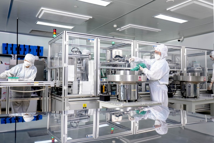 TPHCM khuyến khích doanh nghiệp sản xuất thuốc và trang thiết bị y tế trong nước- Ảnh 1. TPHCM khuyến khích doanh nghiệp sản xuất thuốc và trang thiết bị y tế trong nước- Ảnh 1.