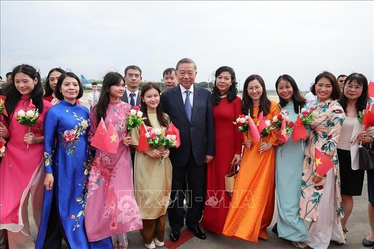 Tổng Bí thư, Chủ tịch nước Tô Lâm và Phu nhân đến Bắc Kinh- Ảnh 9. Tổng Bí thư, Chủ tịch nước Tô Lâm và Phu nhân đến Bắc Kinh- Ảnh 9.