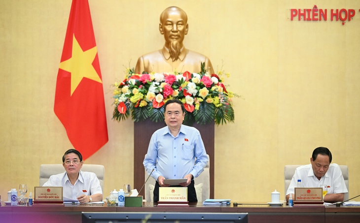 UBTVQH sắp chất vấn liên quan đến 9 lĩnh vực - Ảnh 2. UBTVQH sắp chất vấn liên quan đến 9 lĩnh vực - Ảnh 2.