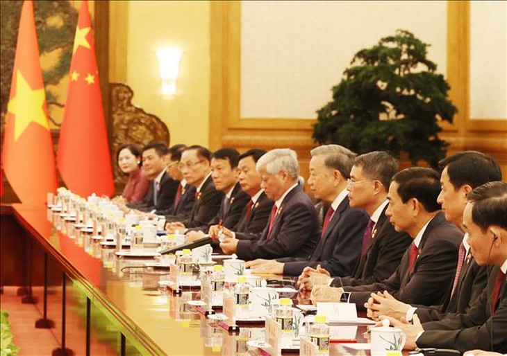 Hội đàm cấp cao giữa Tổng Bí thư, Chủ tịch nước Việt Nam và Trung Quốc- Ảnh 2. Hội đàm cấp cao giữa Tổng Bí thư, Chủ tịch nước Việt Nam và Trung Quốc- Ảnh 2.