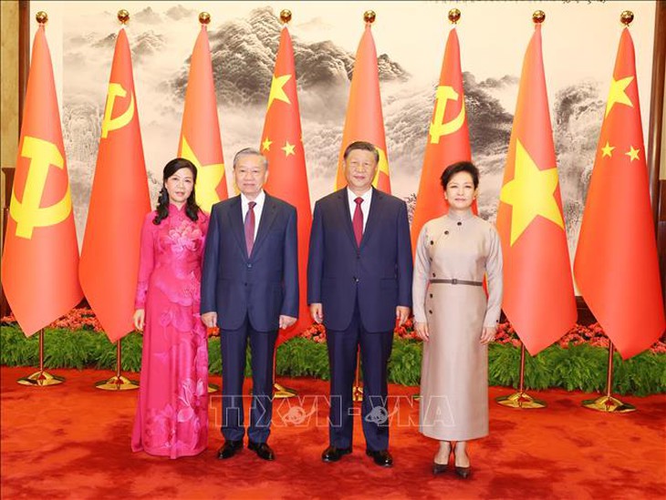 Hội đàm cấp cao giữa Tổng Bí thư, Chủ tịch nước Việt Nam và Trung Quốc- Ảnh 1. Hội đàm cấp cao giữa Tổng Bí thư, Chủ tịch nước Việt Nam và Trung Quốc- Ảnh 1.