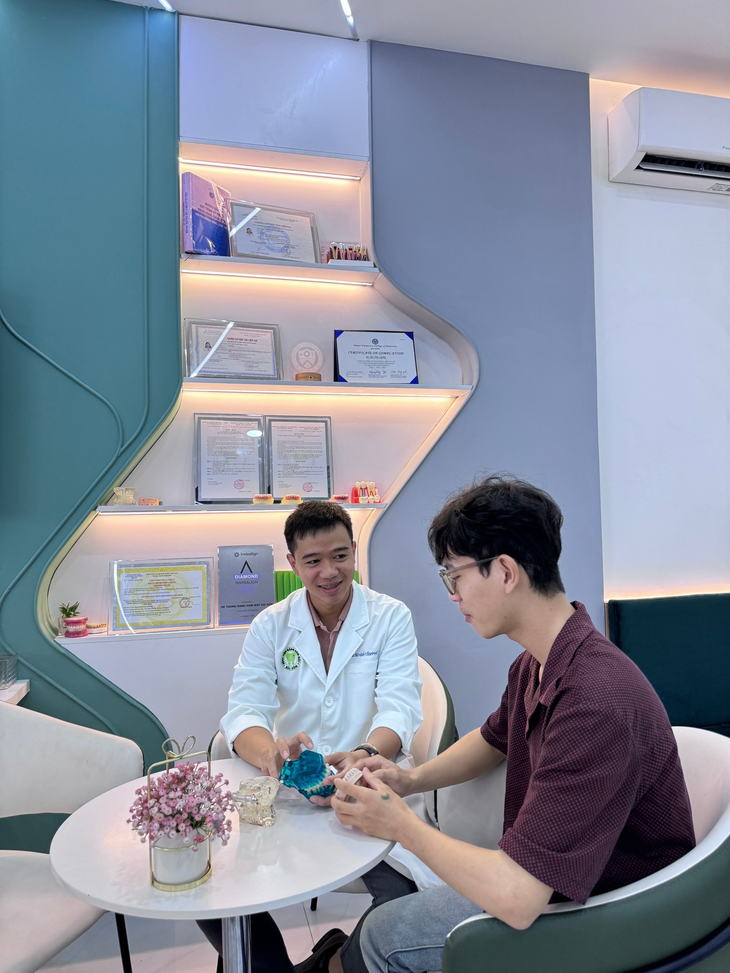 Những dấu hiệu phải "chạy ngay" khi khám chuẩn bị niềng răng- Ảnh 3.