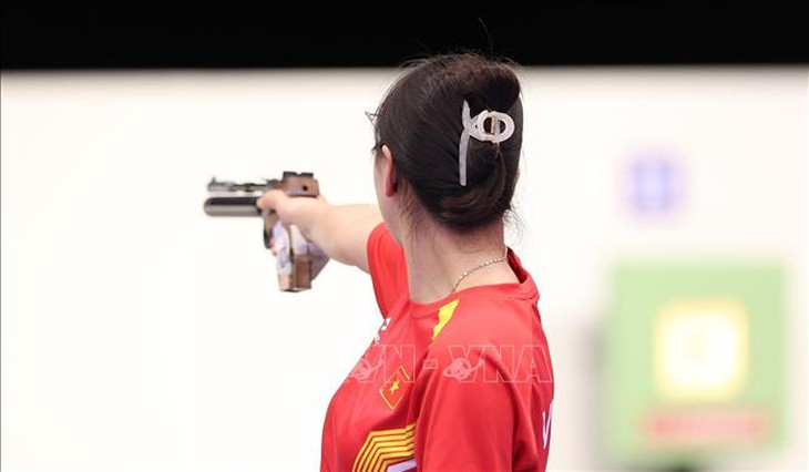 Olympic 2024: Xạ thủ Trịnh Thu Vinh vào chung kết 25m súng ngắn nữ- Ảnh 1. Olympic 2024: Xạ thủ Trịnh Thu Vinh vào chung kết 25m súng ngắn nữ- Ảnh 1.
