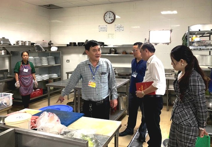 Chi cục An toàn vệ sinh Thực phẩm Nghệ An: 15 năm đổi mới và phát triển- Ảnh 2.