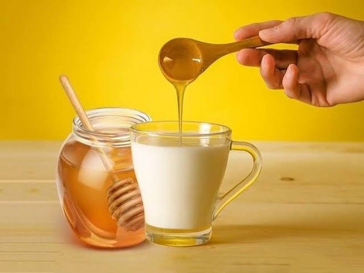 Thêm mật ong vào sữa chua có tác dụng gì không?- Ảnh 3.