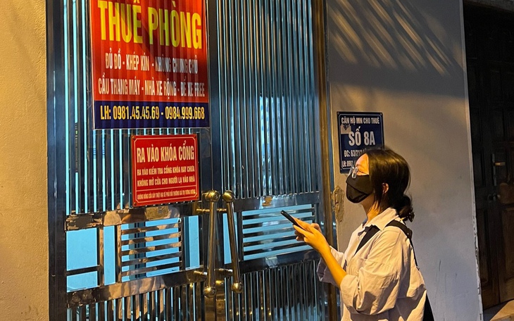 Nhà trọ "đến hẹn lại tăng", sinh viên chật vật tìm nơi ở