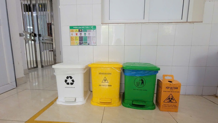 Tái chế chất thải y tế làm giảm tác động xấu đến con người và hệ sinh thái- Ảnh 2.
