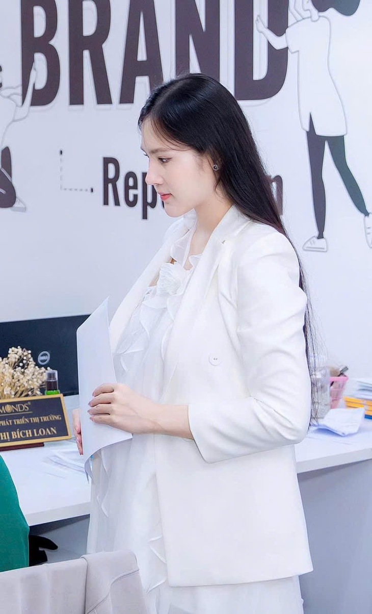 Đoàn Thị Thùy Trang: chắp cánh ước mơ qua những hành động nhỏ- Ảnh 2. Đoàn Thị Thùy Trang: chắp cánh ước mơ qua những hành động nhỏ- Ảnh 2.