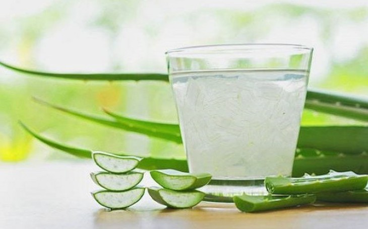 5 lợi ích uống nước ép lô hội khi thức dậy