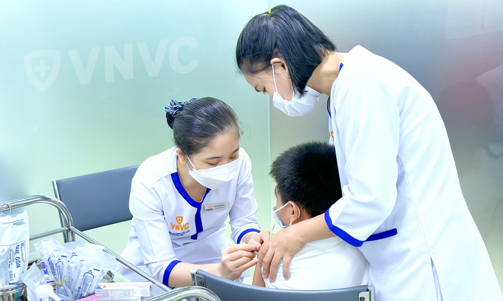 VNVC khai trương trung tâm tiêm chủng thứ 192, bao phủ mạng lưới toàn quốc- Ảnh 3. VNVC khai trương trung tâm tiêm chủng thứ 192, bao phủ mạng lưới toàn quốc- Ảnh 3.