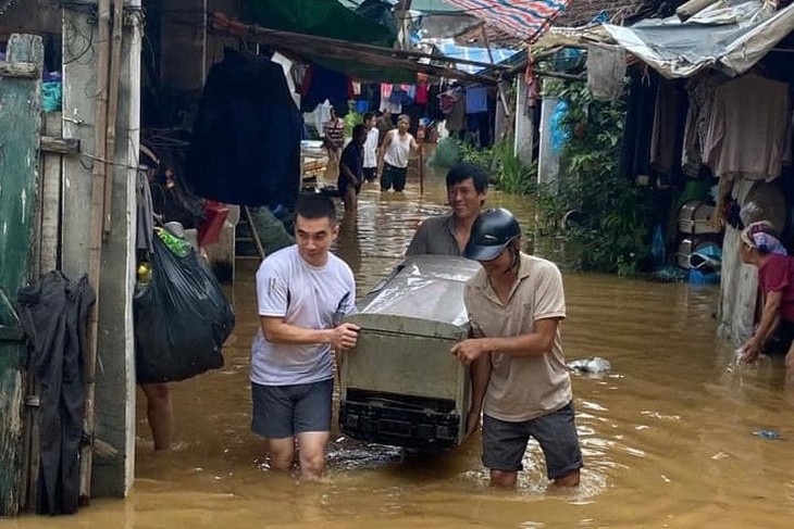 Cuộc sống người dân TP Cao Bằng trong trận lụt lớn nhất 20 năm- Ảnh 1. Cuộc sống người dân TP Cao Bằng trong trận lụt lớn nhất 20 năm- Ảnh 1.