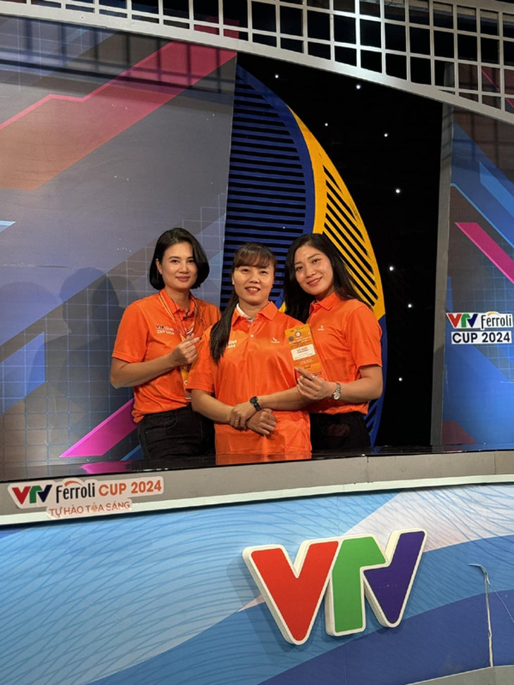 Hoa khôi bóng chuyền 'VTV Cup 2004' khiến khán giả không nhận ra sau 20 năm đỉnh cao- Ảnh 3. Hoa khôi bóng chuyền 'VTV Cup 2004' khiến khán giả không nhận ra sau 20 năm đỉnh cao- Ảnh 3.