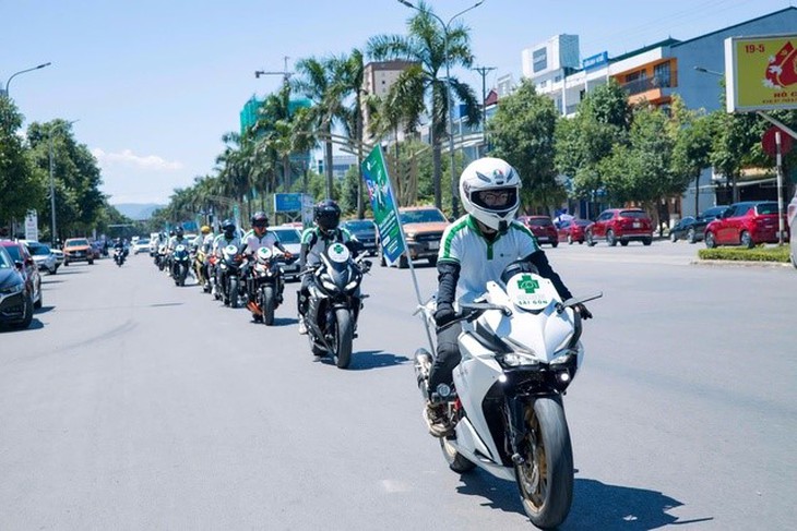 Bệnh viện Mắt Sài Gòn Vinh tổ chức Roadshow Vision Care - Hành trình xóa cận lớn nhất năm tại TP Vinh- Ảnh 2.