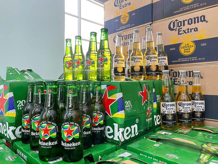 Tạm giữ gần 3.000 chai bia Heineken, Corona nghi nhập lậu- Ảnh 2.