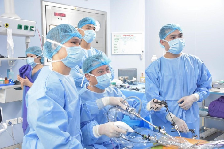 Phẫu thuật nội soi thu nhỏ dạ dày: Giải pháp giảm cân nhanh và an toàn cho người béo phì trầm trọng- Ảnh 3. Phẫu thuật nội soi thu nhỏ dạ dày: Giải pháp giảm cân nhanh và an toàn cho người béo phì trầm trọng- Ảnh 3.