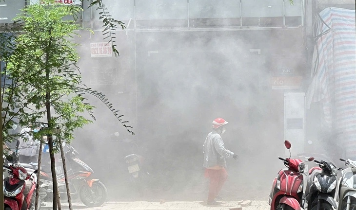 Thông tin mới nhất về tình trạng nạn nhân trong vụ sập nhà ở TPHCM- Ảnh 1. Thông tin mới nhất về tình trạng nạn nhân trong vụ sập nhà ở TPHCM- Ảnh 1.