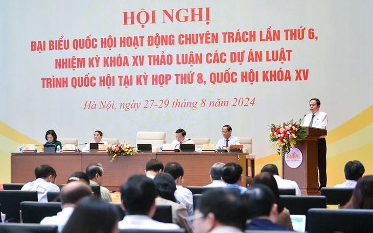 Ưu tiên cao nhất cho chất lượng dự án luật, không chạy theo số lượng