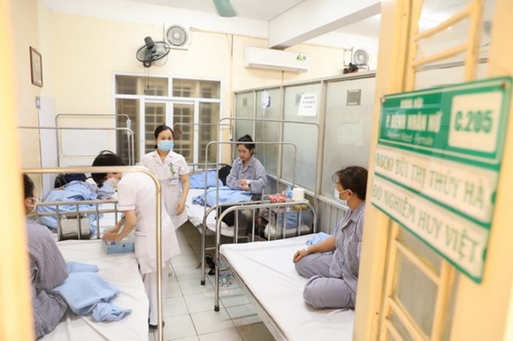 Cả nước đã ghi nhận 114.900 ca mắc sốt xuất huyết, vẫn có bệnh nhân vào viện trong tình trạng nặng- Ảnh 1. Cả nước đã ghi nhận 114.900 ca mắc sốt xuất huyết, vẫn có bệnh nhân vào viện trong tình trạng nặng- Ảnh 1.