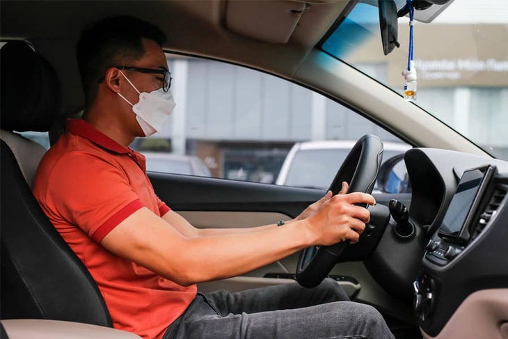 Bộ Y tế: Người lái xe, điều khiển xe máy chịu trách nhiệm trước pháp luật về tiền sử bệnh, tật của bản thân - Ảnh 1. Bộ Y tế: Người lái xe, điều khiển xe máy chịu trách nhiệm trước pháp luật về tiền sử bệnh, tật của bản thân - Ảnh 1.