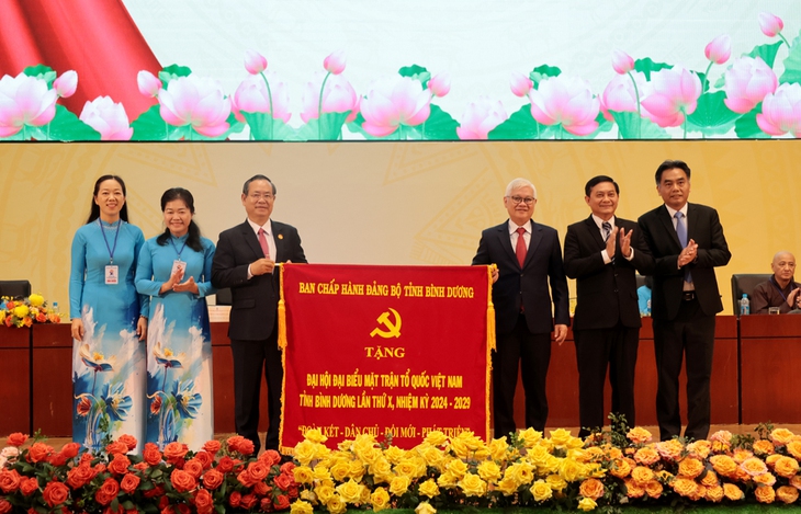 Đại hội Mặt trận Tổ quốc tỉnh Bình Dương lần thứ X: 6 chương trình hành động bám sát thực tiễn- Ảnh 3. Đại hội Mặt trận Tổ quốc tỉnh Bình Dương lần thứ X: 6 chương trình hành động bám sát thực tiễn- Ảnh 3.