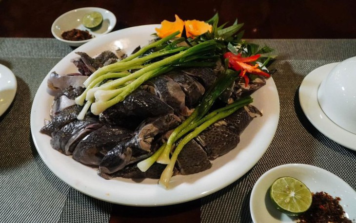 5 món ăn từ thịt gà đen vùng cao thơm ngon, giàu dinh dưỡng- Ảnh 3.