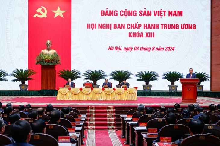Ban Chấp hành Trung ương Đảng khóa XIII họp về công tác cán bộ- Ảnh 1. Ban Chấp hành Trung ương Đảng khóa XIII họp về công tác cán bộ- Ảnh 1.