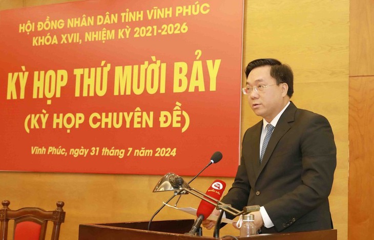 Thủ tướng phê chuẩn kết quả bầu ông Trần Duy Đông làm Chủ tịch tỉnh Vĩnh Phúc- Ảnh 1. Thủ tướng phê chuẩn kết quả bầu ông Trần Duy Đông làm Chủ tịch tỉnh Vĩnh Phúc- Ảnh 1.