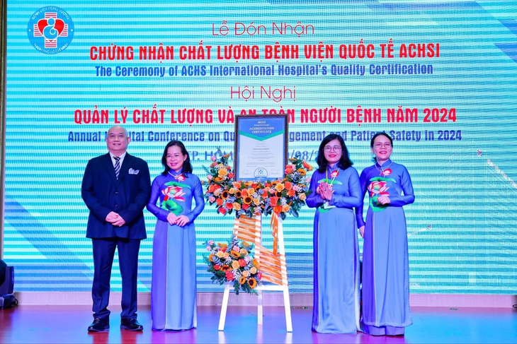 Bệnh viện công lập đầu tiên ở Việt Nam đạt Chứng nhận chất lượng bệnh viện quốc tế- Ảnh 3.