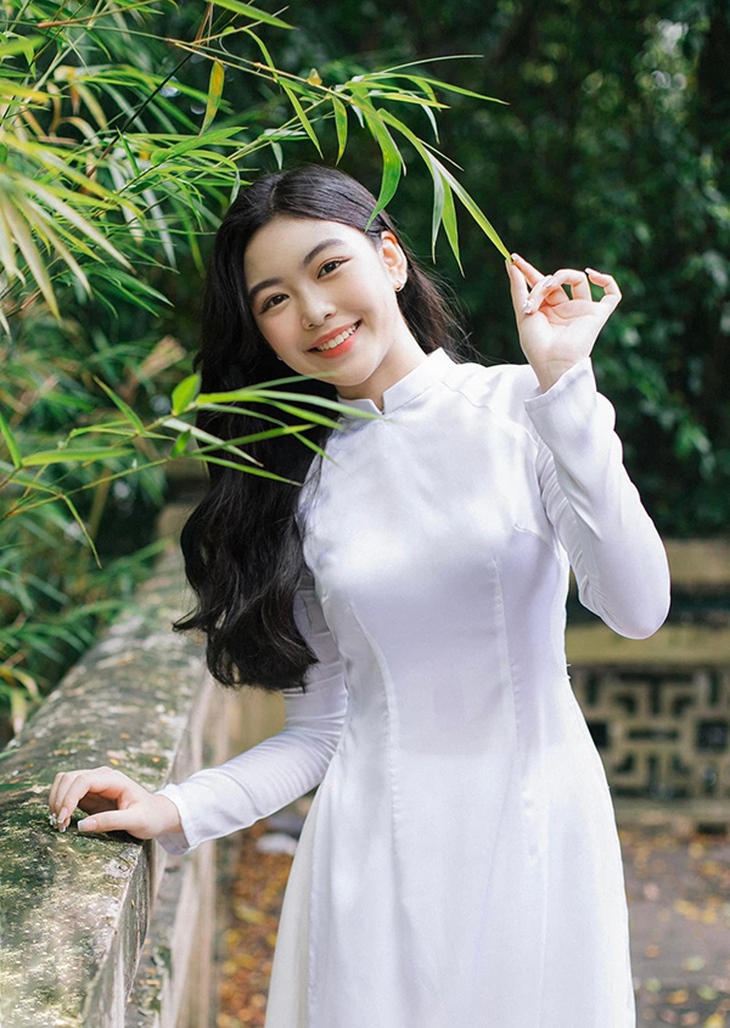 Bị khán giả chê khi lần đầu diễn catwalk, Lọ Lem - con gái MC Quyền Linh nói gì?- Ảnh 4. Bị khán giả chê khi lần đầu diễn catwalk, Lọ Lem - con gái MC Quyền Linh nói gì?- Ảnh 4.